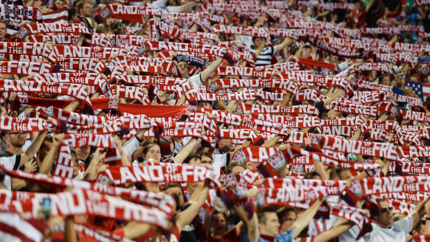 usa-fans-columbus-mexico.jpg